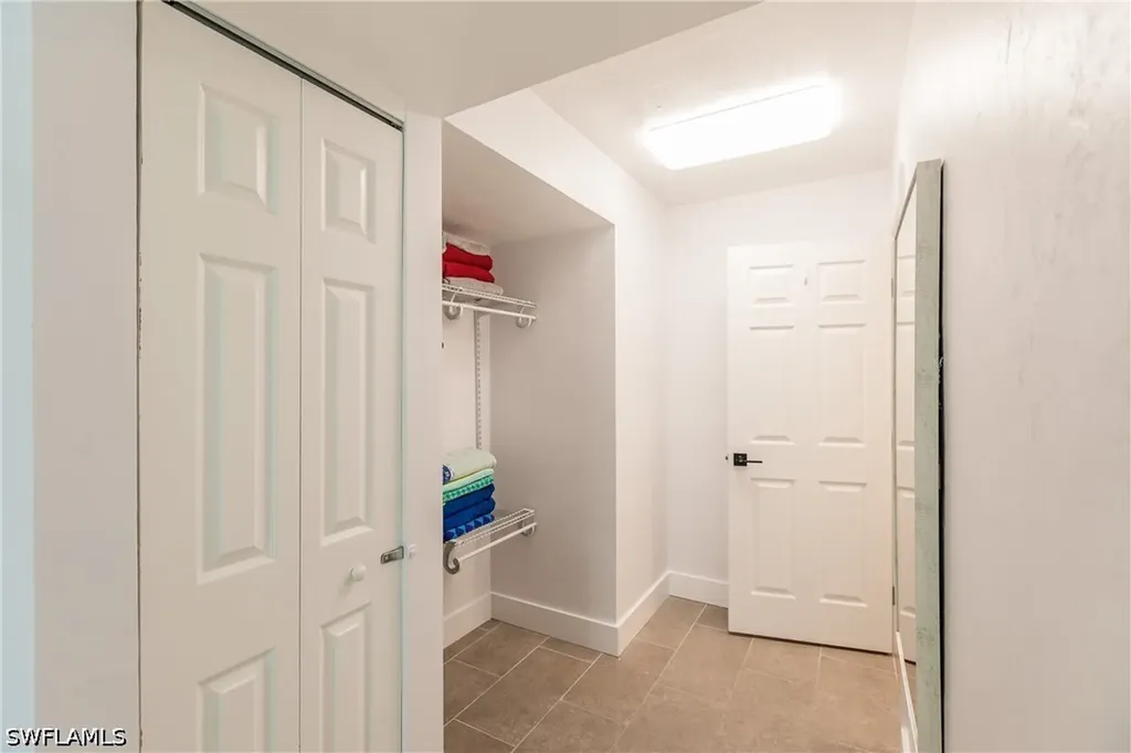 600 Neapolitan Way Naples FL 34103