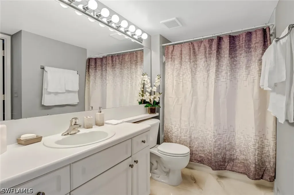 1265 Wildwood Lakes Boulevard Naples FL 34104