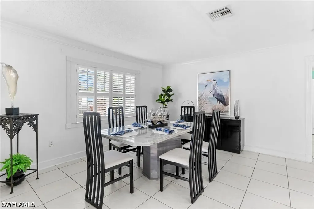 1020 28th Avenue N Naples FL 34103