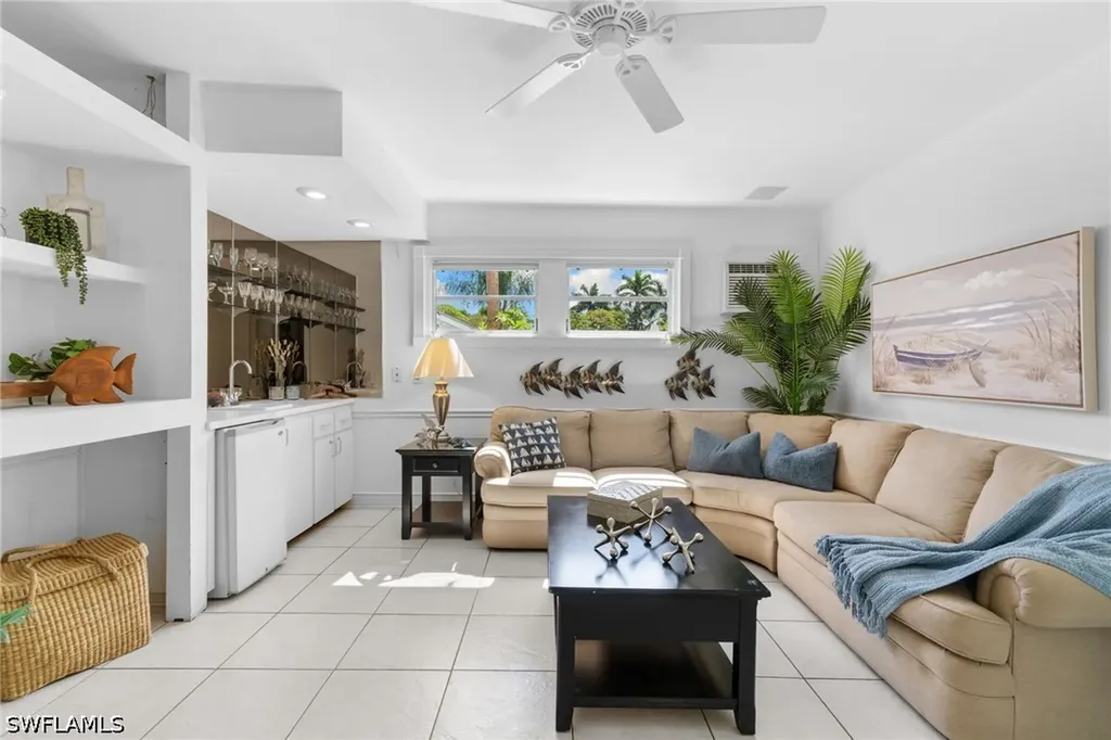 1020 28th Avenue N Naples FL 34103