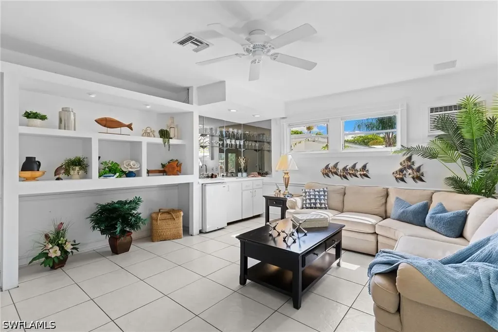 1020 28th Avenue N Naples FL 34103