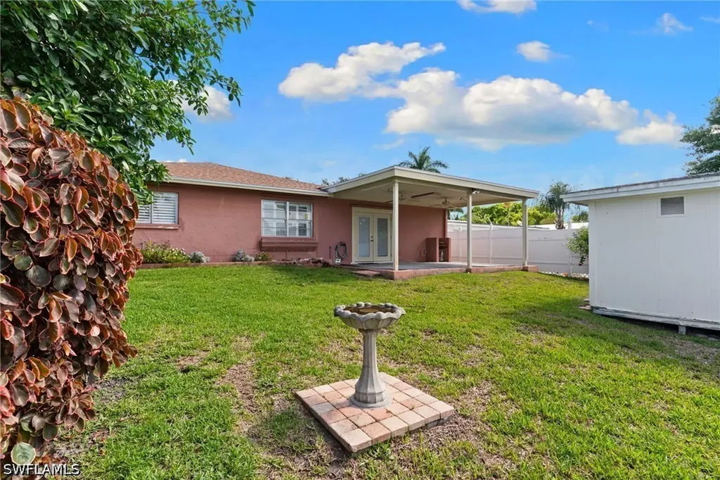 1020 28th Avenue N Naples FL 34103