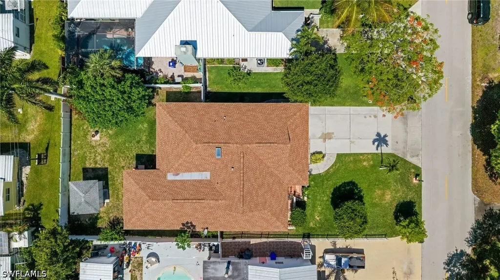 1020 28th Avenue N Naples FL 34103