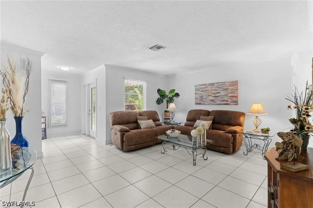 1020 28th Avenue N Naples FL 34103