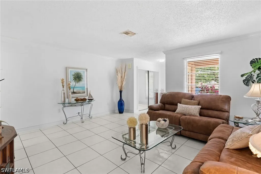 1020 28th Avenue N Naples FL 34103