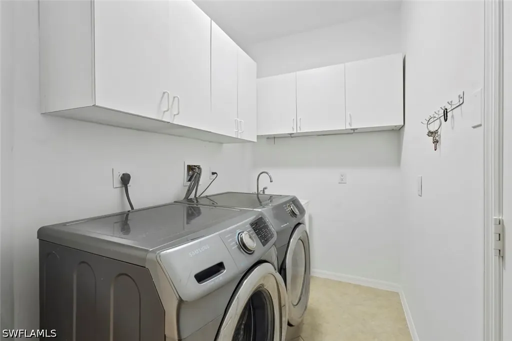 1084 Whiteheart Court Marco Island FL 34145