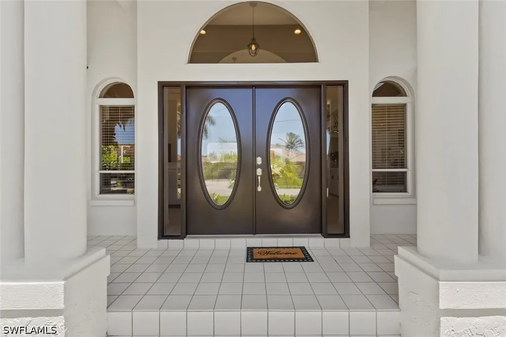 1084 Whiteheart Court Marco Island FL 34145