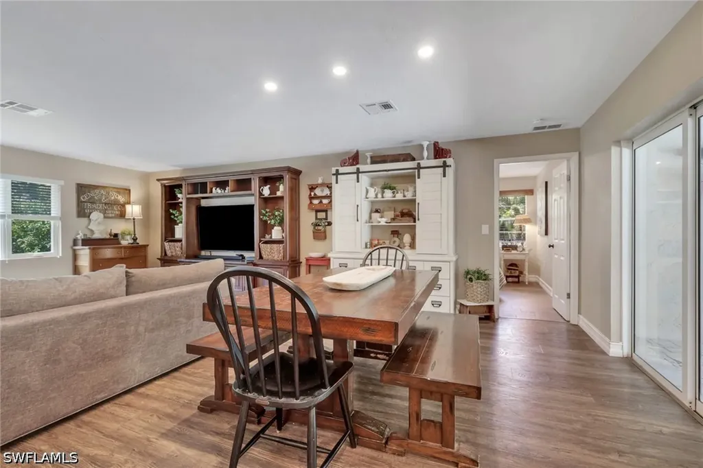 6101 Lancewood Way Naples FL 34116