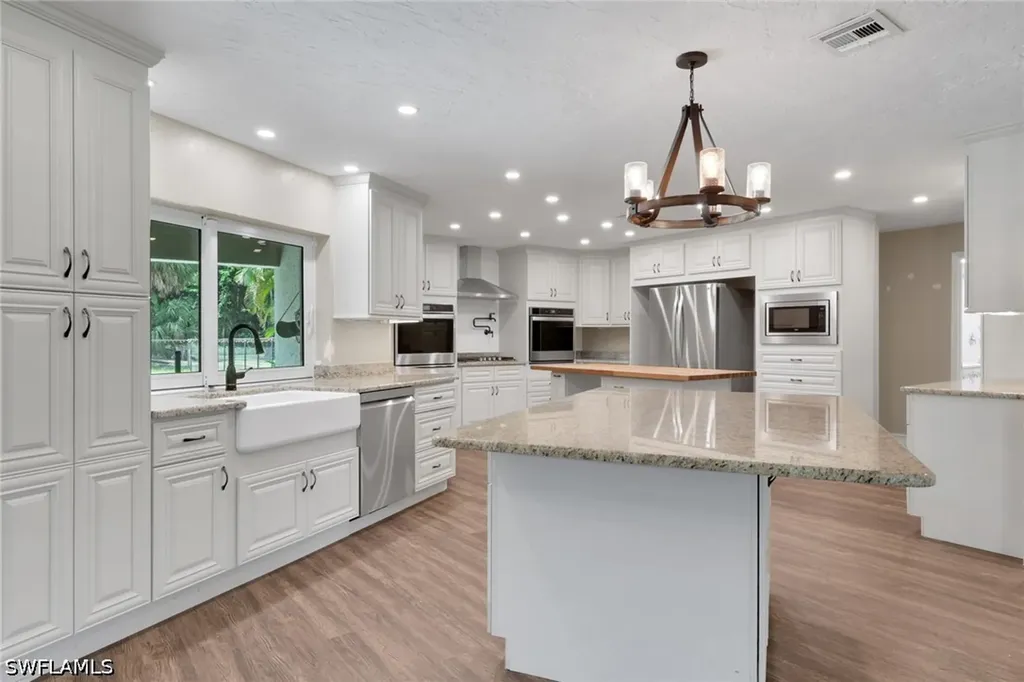 6101 Lancewood Way Naples FL 34116