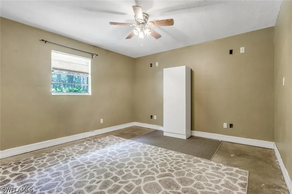 6101 Lancewood Way Naples FL 34116