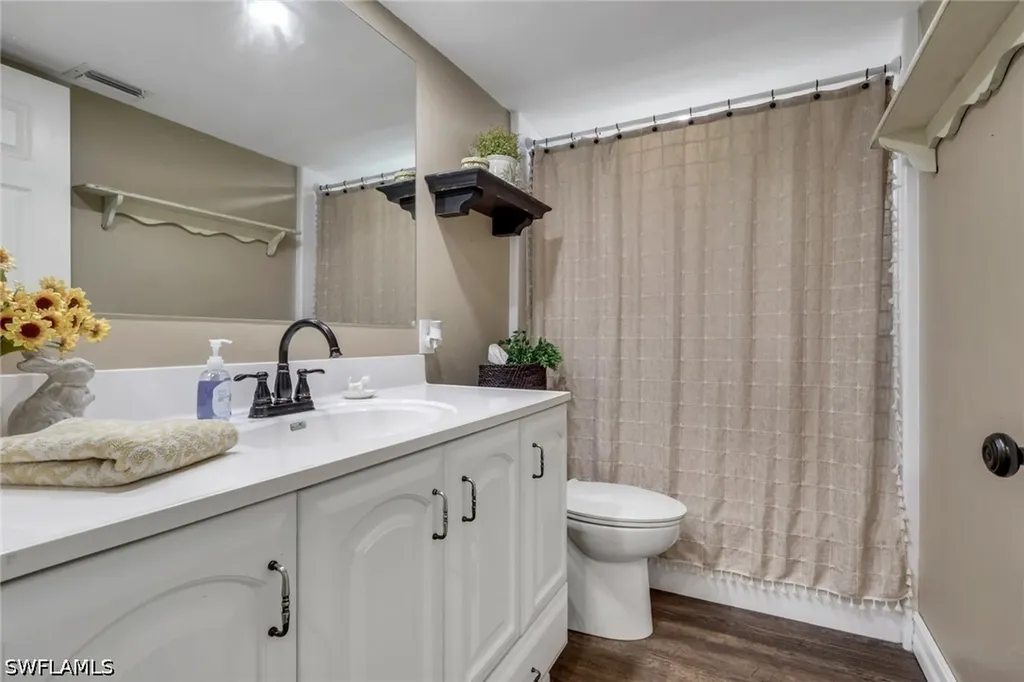 6101 Lancewood Way Naples FL 34116
