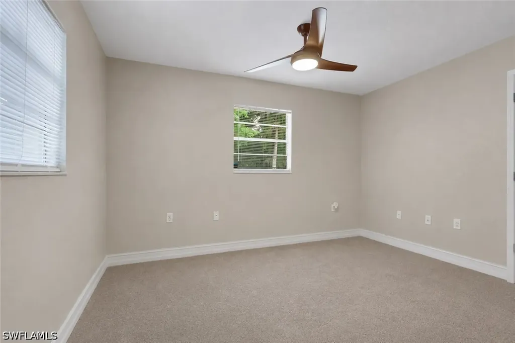 6101 Lancewood Way Naples FL 34116