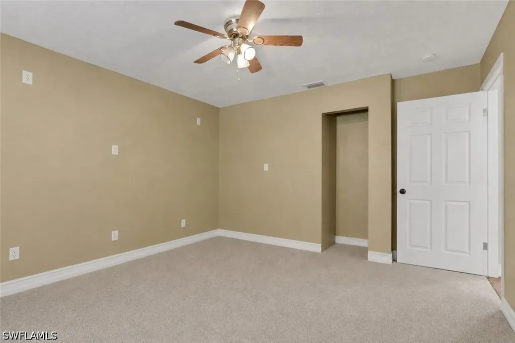 6101 Lancewood Way Naples FL 34116