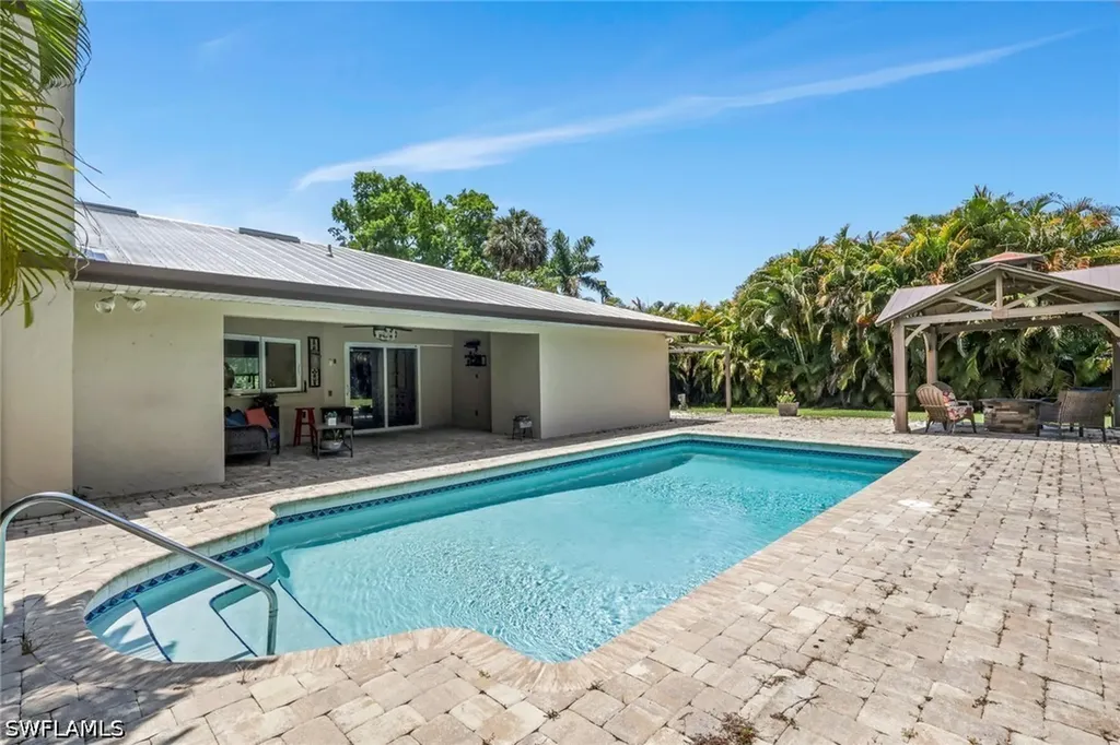 6101 Lancewood Way Naples FL 34116