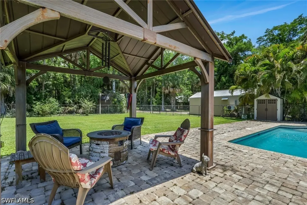 6101 Lancewood Way Naples FL 34116