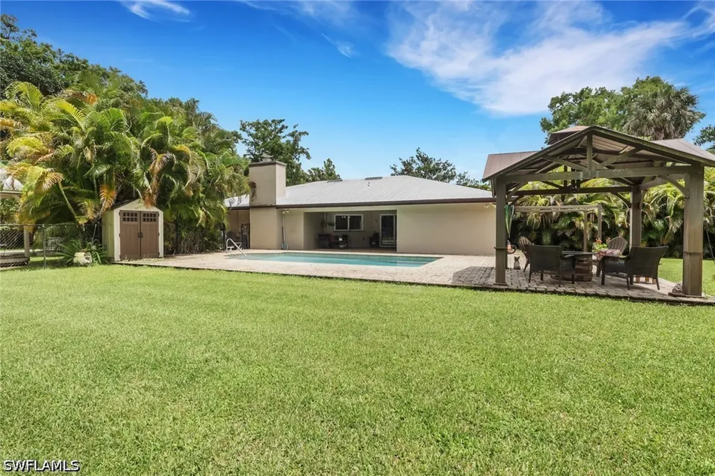 6101 Lancewood Way Naples FL 34116