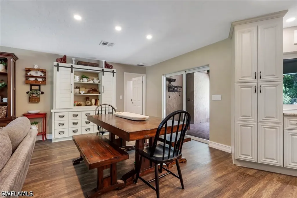 6101 Lancewood Way Naples FL 34116