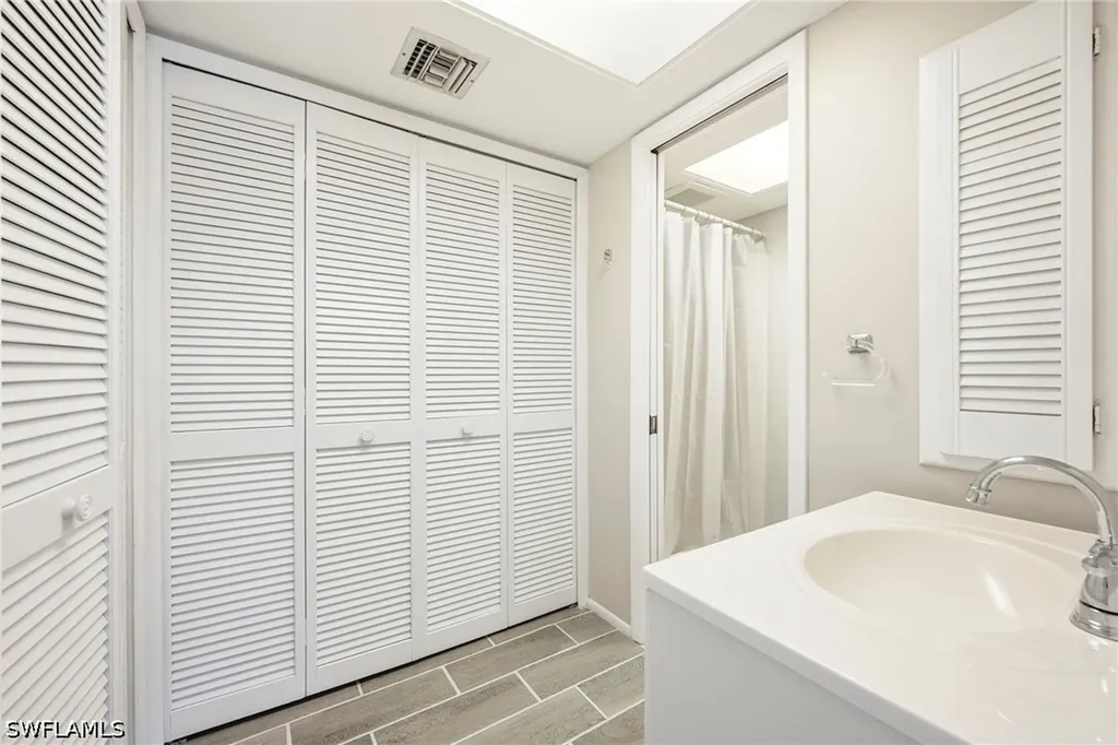 1376 Chesapeake Avenue Naples FL 34102