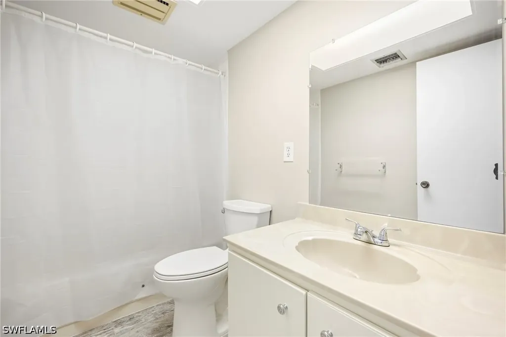 1376 Chesapeake Avenue Naples FL 34102