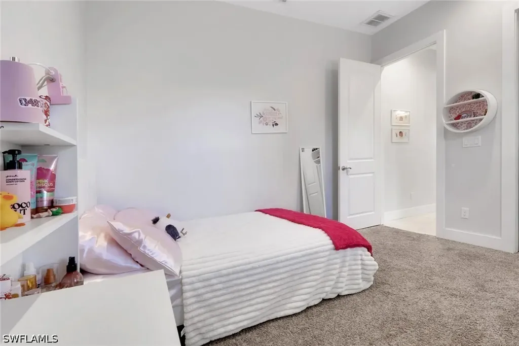 3028 Woodstock Avenue Naples FL 34120