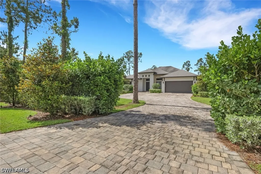 3028 Woodstock Avenue Naples FL 34120