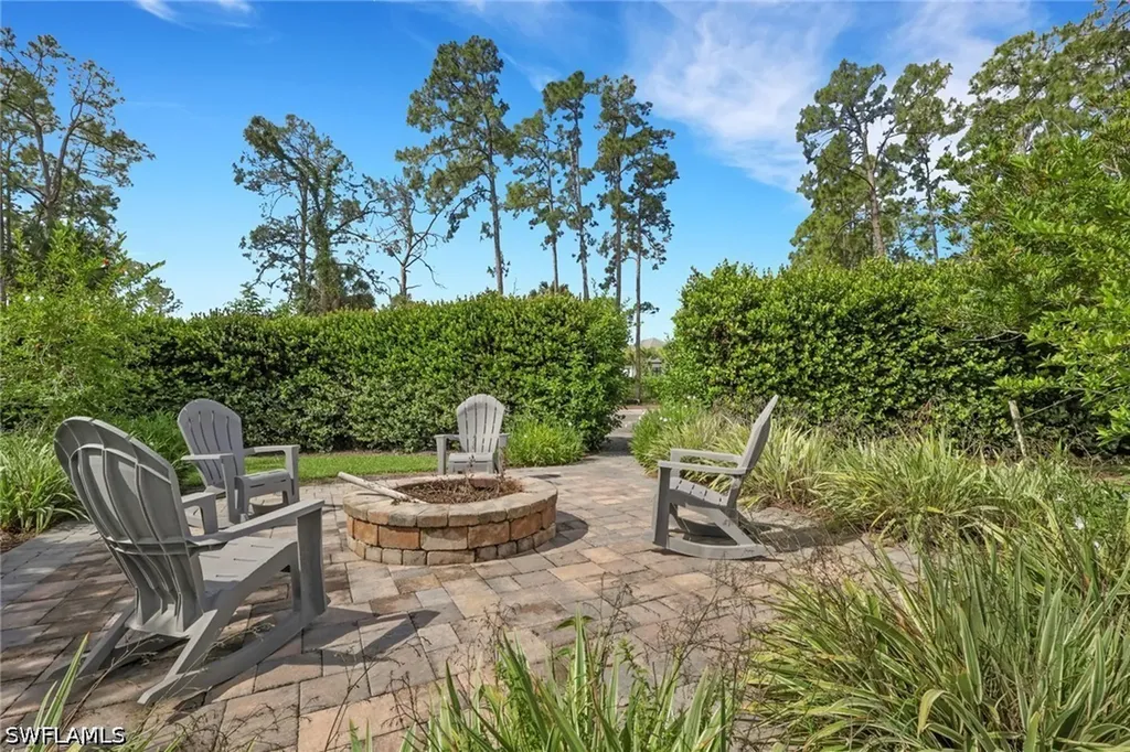 3028 Woodstock Avenue Naples FL 34120