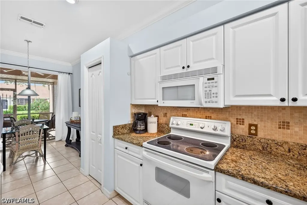 1657 Morning Sun Lane Naples FL 34119