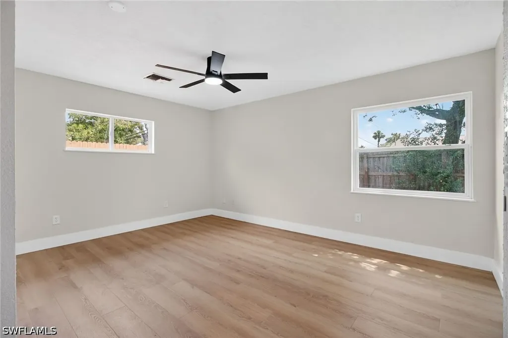 2897 66th Way N St. Petersburg FL 33710