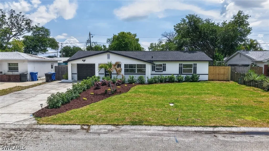 2897 66th Way N St. Petersburg FL 33710