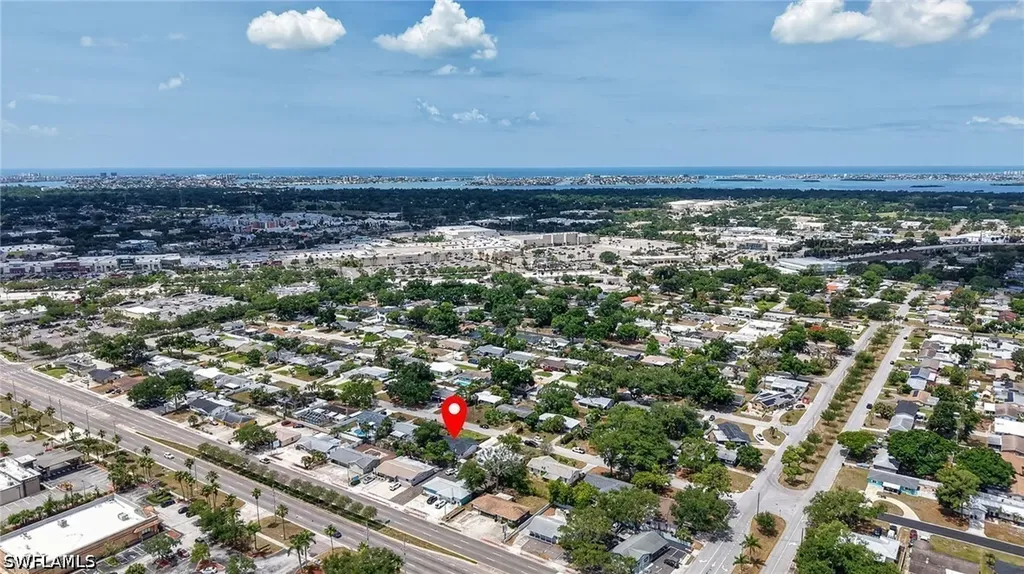 2897 66th Way N St. Petersburg FL 33710