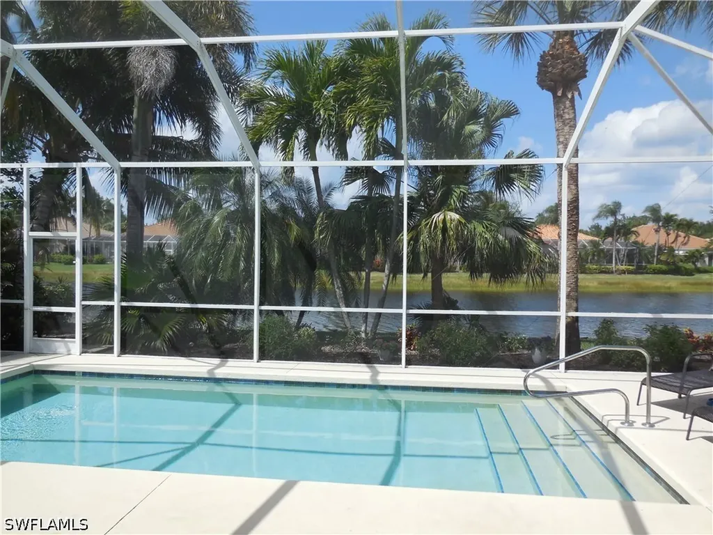 5267 Hawkesbury Way Naples FL 34119