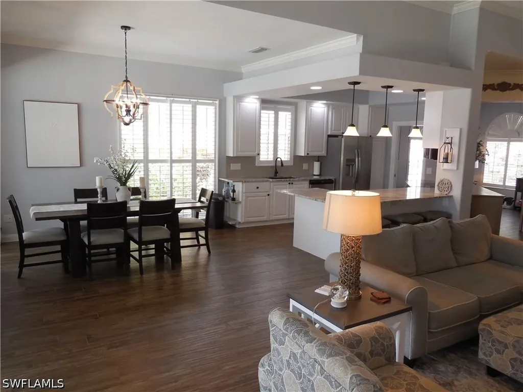 5267 Hawkesbury Way Naples FL 34119