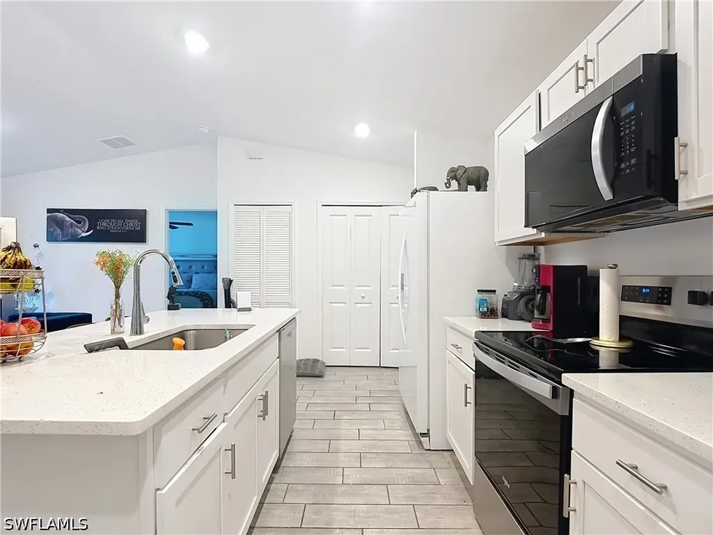 4102 4th Street SW Lehigh Acres FL 33976