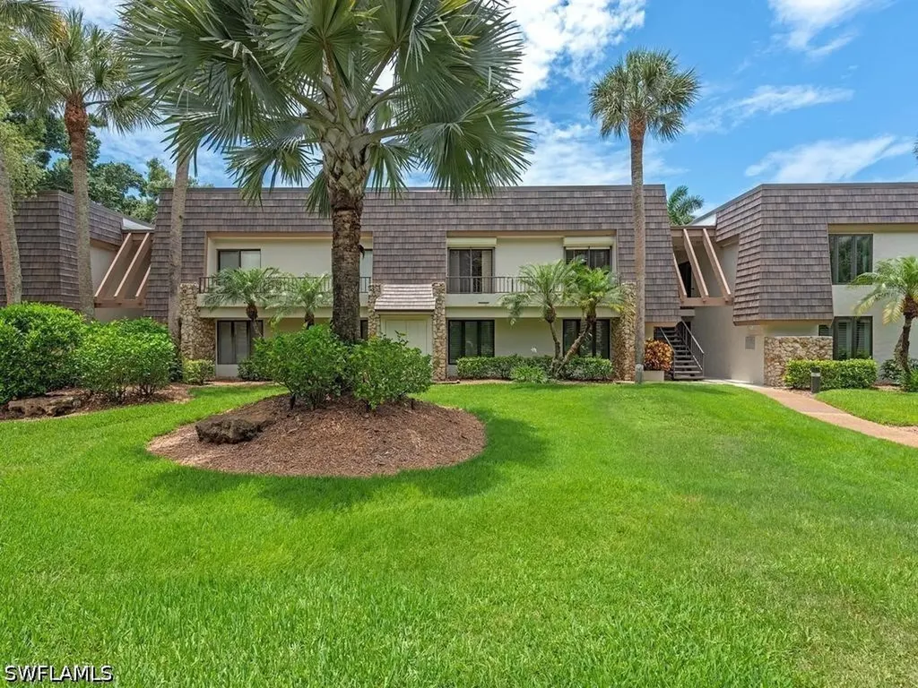 Naples FL, 106 Wilderness Drive, Unit 137