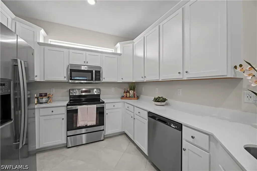 20529 Hazelnut Court S Lehigh Acres FL 33936