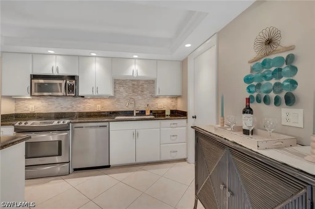 788 Park Shore Drive Naples FL 34103