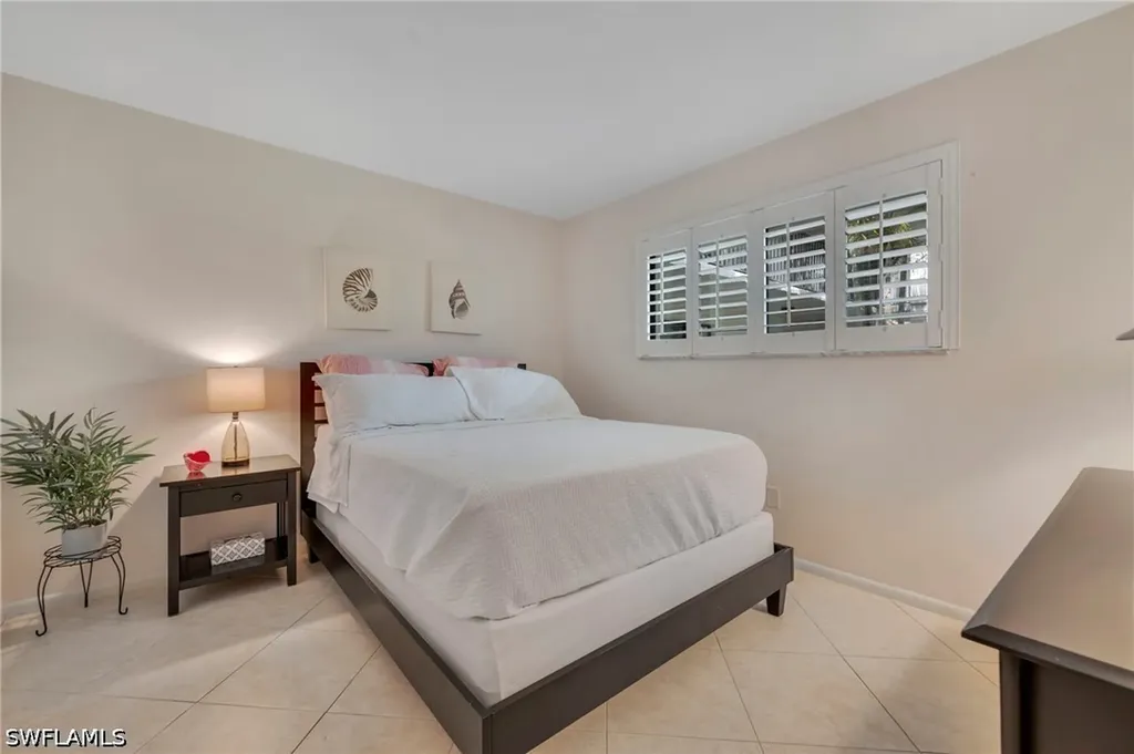 788 Park Shore Drive Naples FL 34103