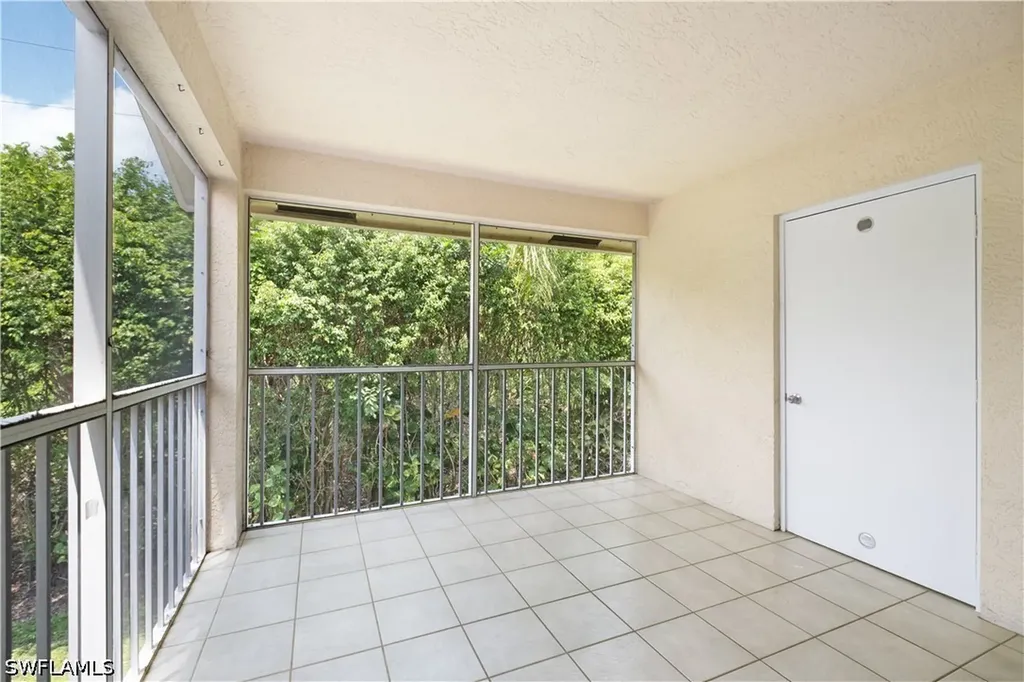 7791 Esmeralda Way Naples FL 34109