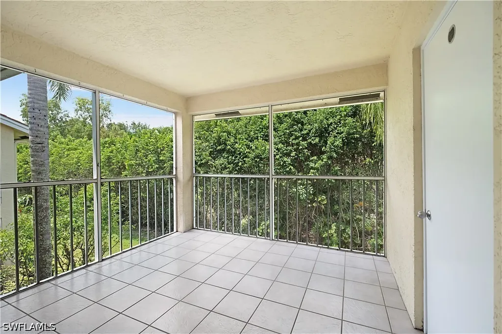 7791 Esmeralda Way Naples FL 34109