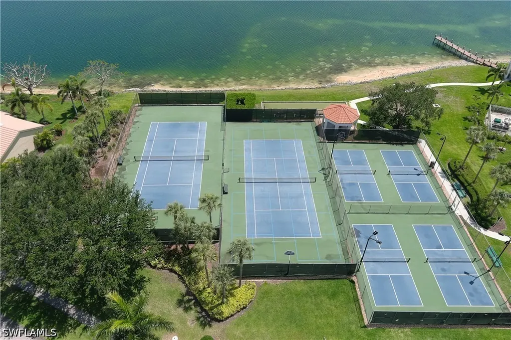 7791 Esmeralda Way Naples FL 34109