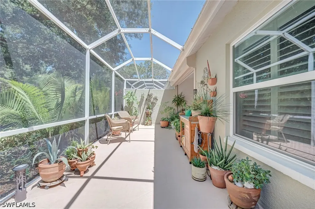 5754 Greenwood Circle Naples FL 34112