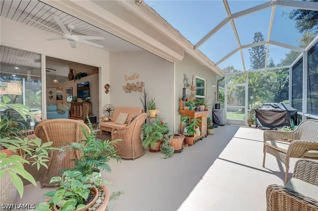 5754 Greenwood Circle Naples FL 34112