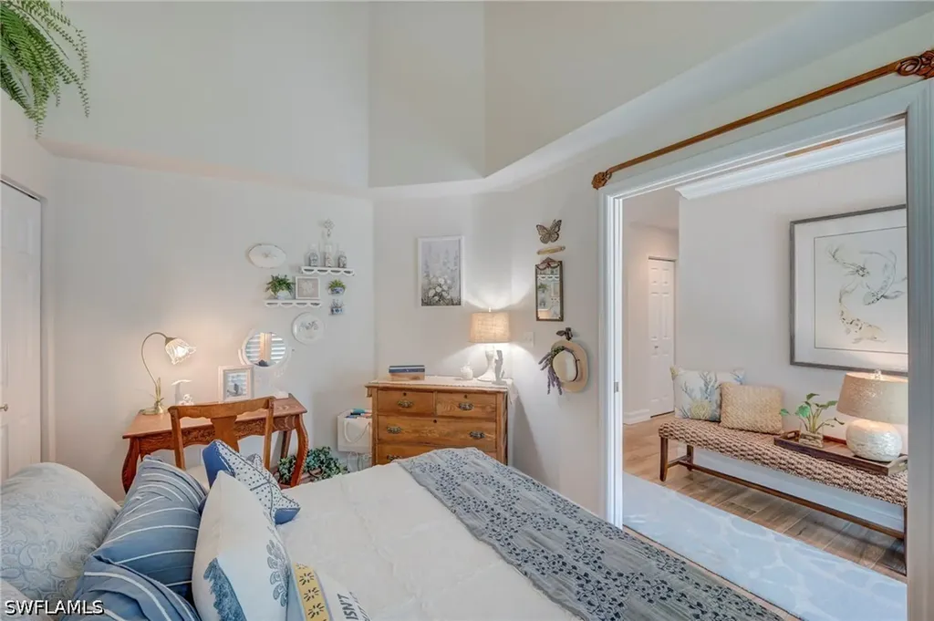 5754 Greenwood Circle Naples FL 34112