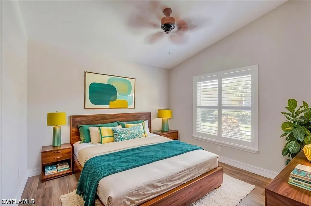 5754 Greenwood Circle Naples FL 34112