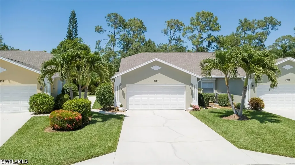5754 Greenwood Circle Naples FL 34112