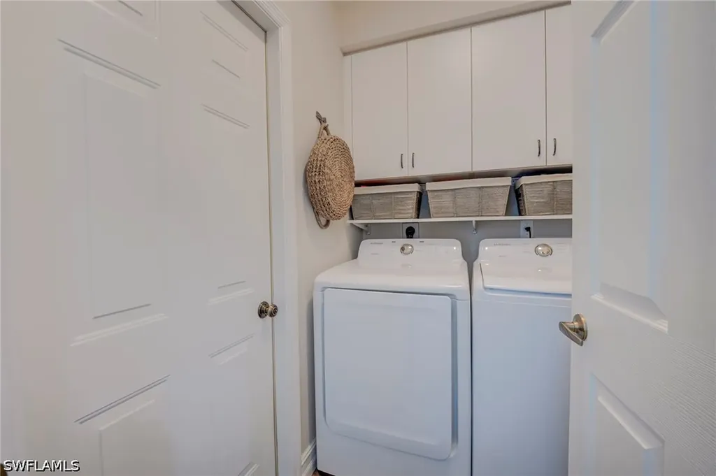 5754 Greenwood Circle Naples FL 34112