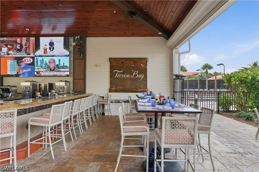 9528 Avellino Way Naples FL 34113