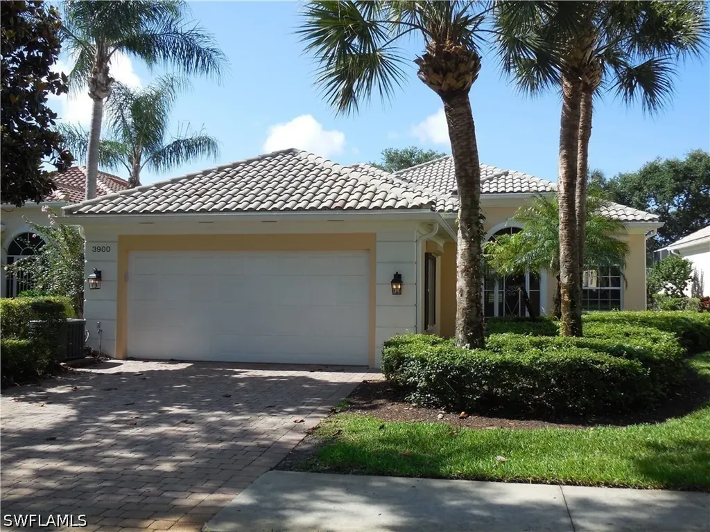 3900 Valentia Way Naples FL 34119