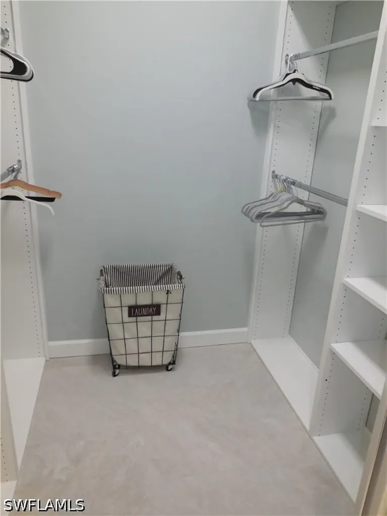 3900 Valentia Way Naples FL 34119