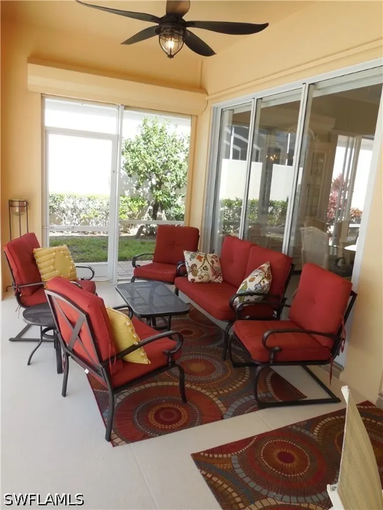3900 Valentia Way Naples FL 34119